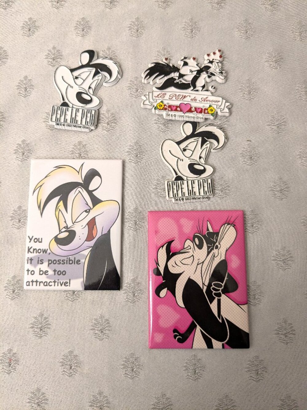 4 Pepe le Pew Magnets